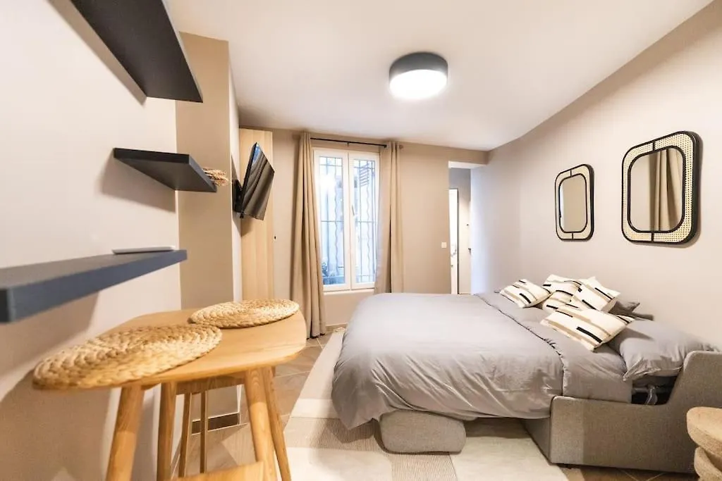 Apartment Bel Neuf Dans Le 9eme Arrondissement Paris