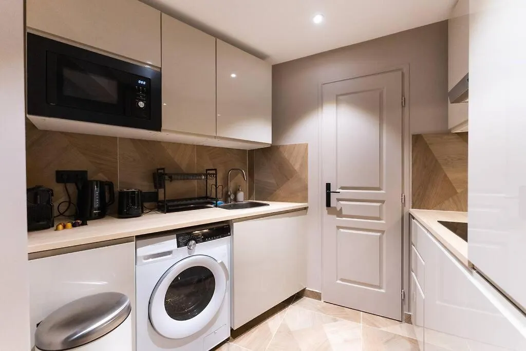 Bel Neuf Dans Le 9eme Arrondissement Apartamento *